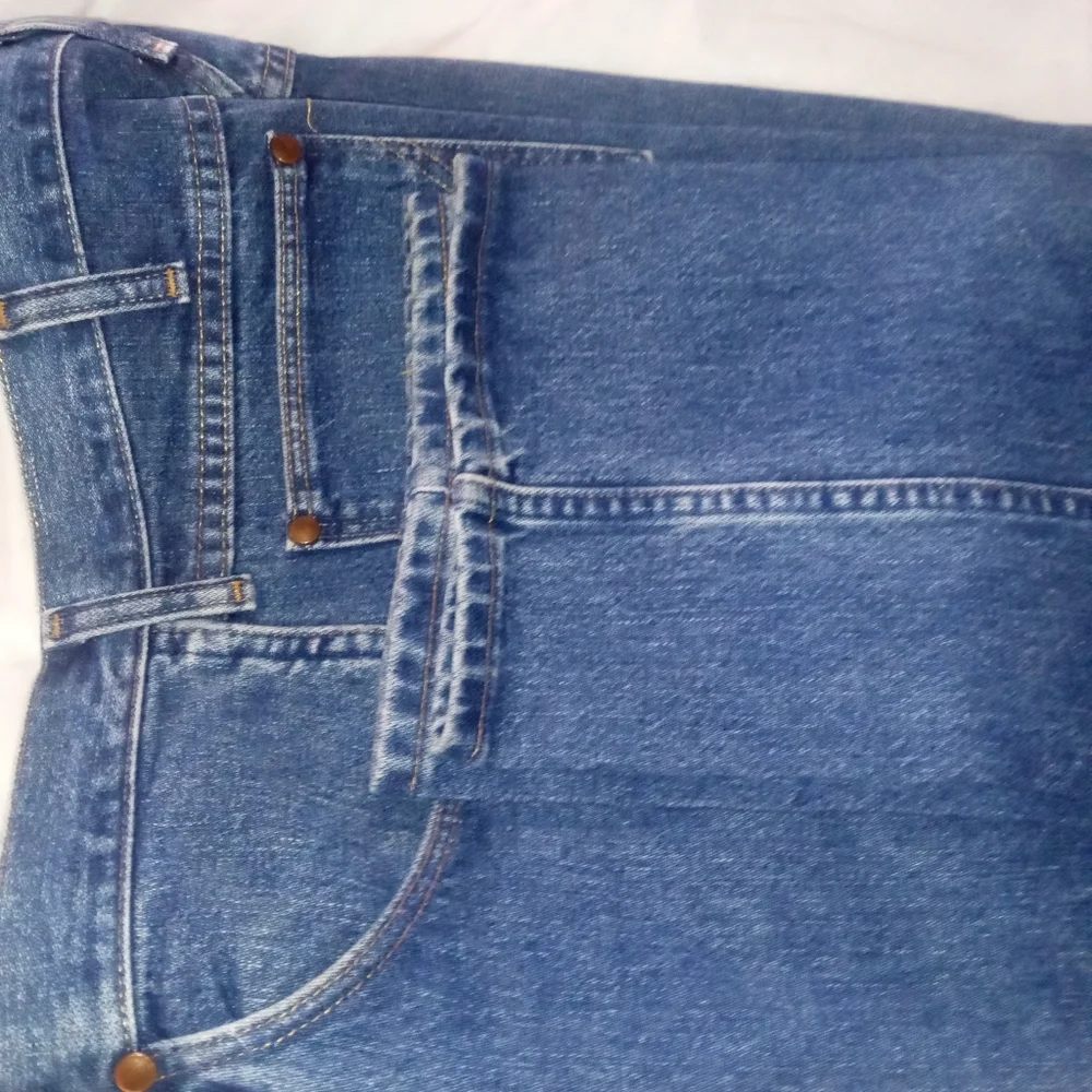 Wrangler - Picture 4 of 5